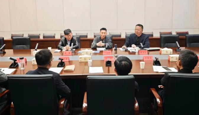 元控储充磁悬浮飞储能